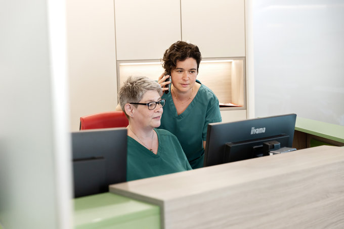 Dies sind zwei Medizinisch Fachangestellte des MVZ Herz Gifhorn.